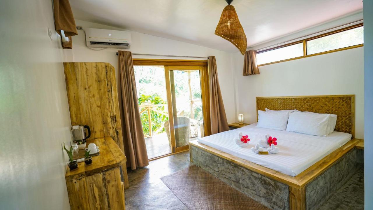 Serenity Hotel 爱妮岛 外观 照片