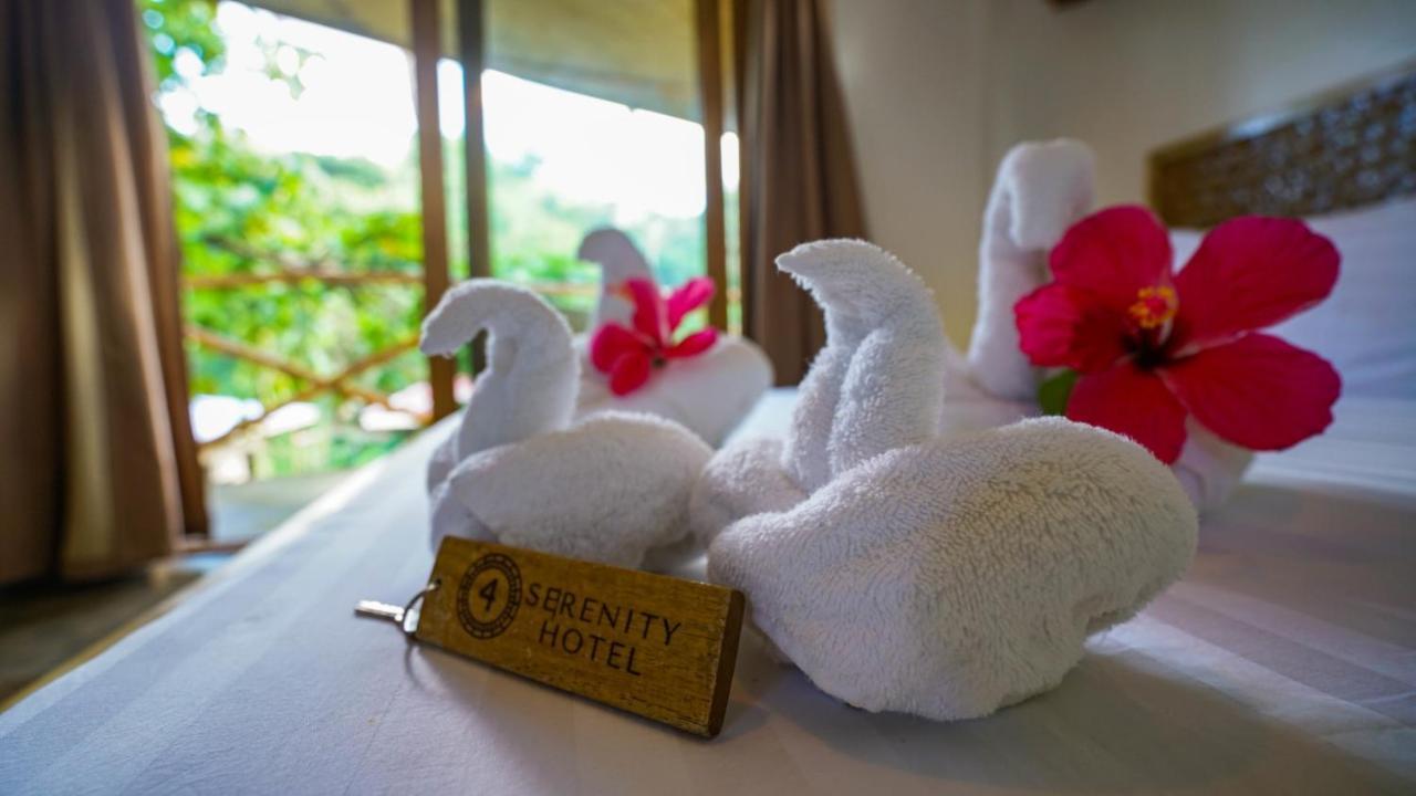 Serenity Hotel 爱妮岛 外观 照片