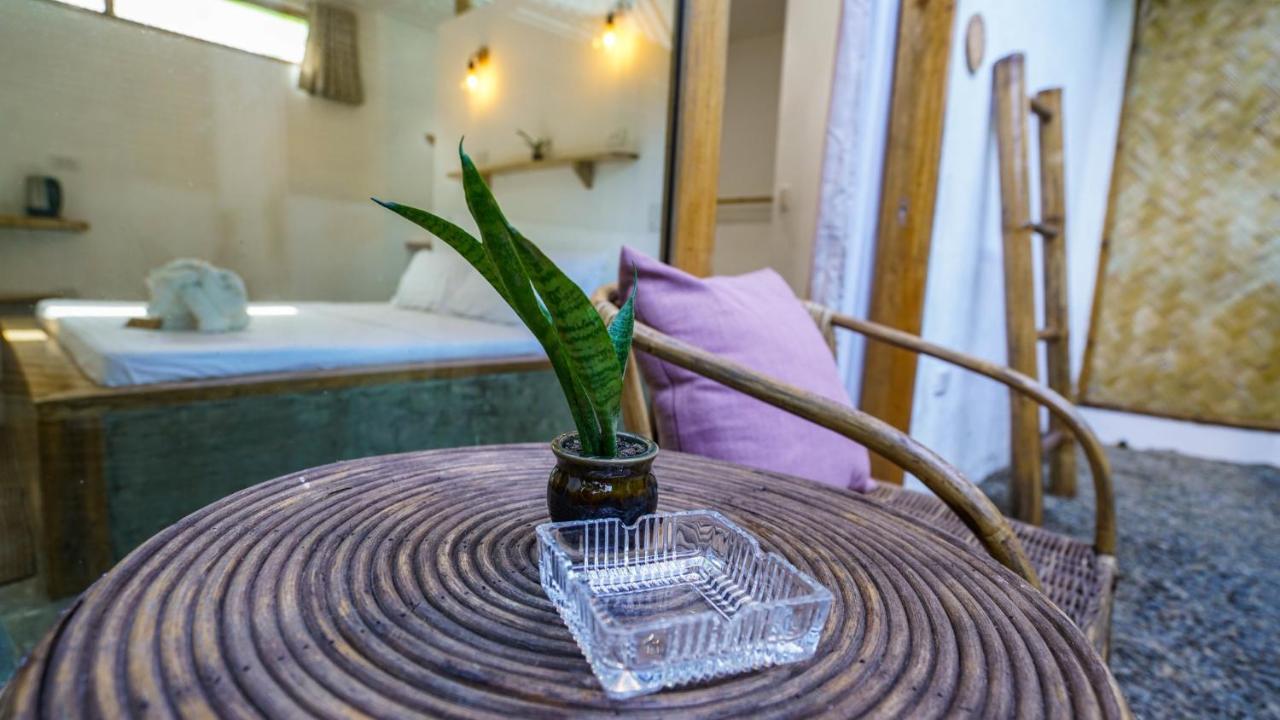 Serenity Hotel 爱妮岛 外观 照片